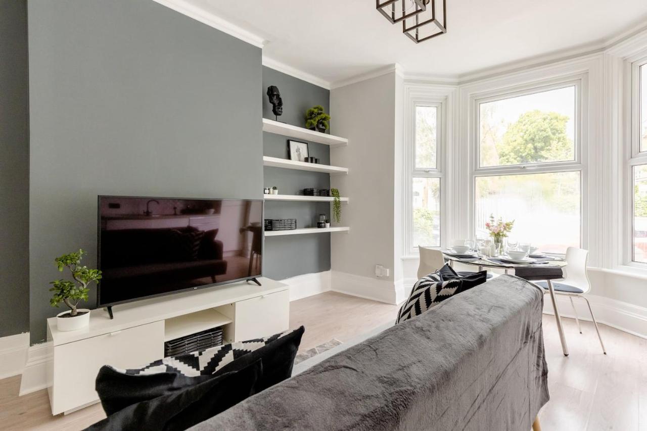 Lovely 2 Bedroom Apartment In West Hampstead, London Exteriör bild